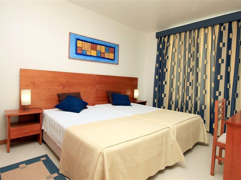 Hotel Vale Do Navio Capelas Exterior photo